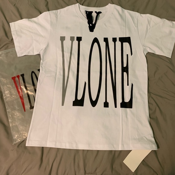 VLONE MEN T SHIRT SIZE S (REFLECTIVE) - Picture 1 of 5